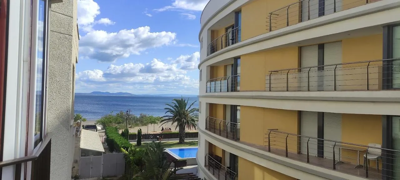 Castell Mar Apartment Roses